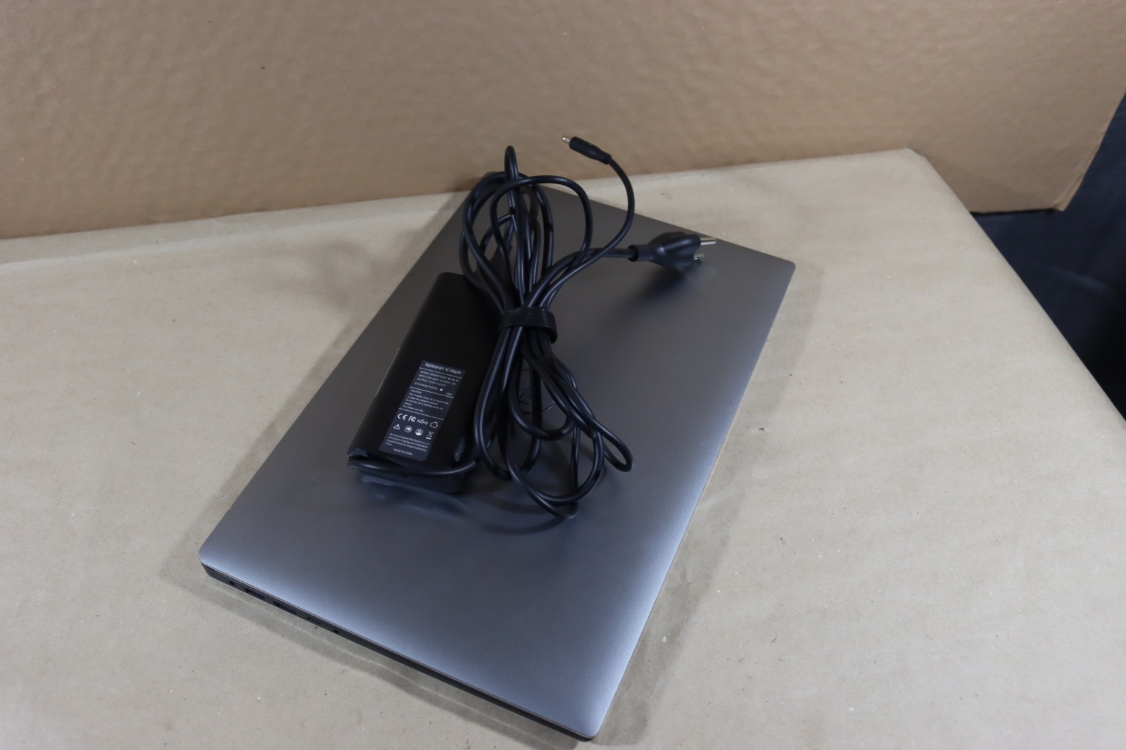 Dell Precision 5540 i7-9850H 512GB SSD 16GB RAM Nvidia Quadro T1000