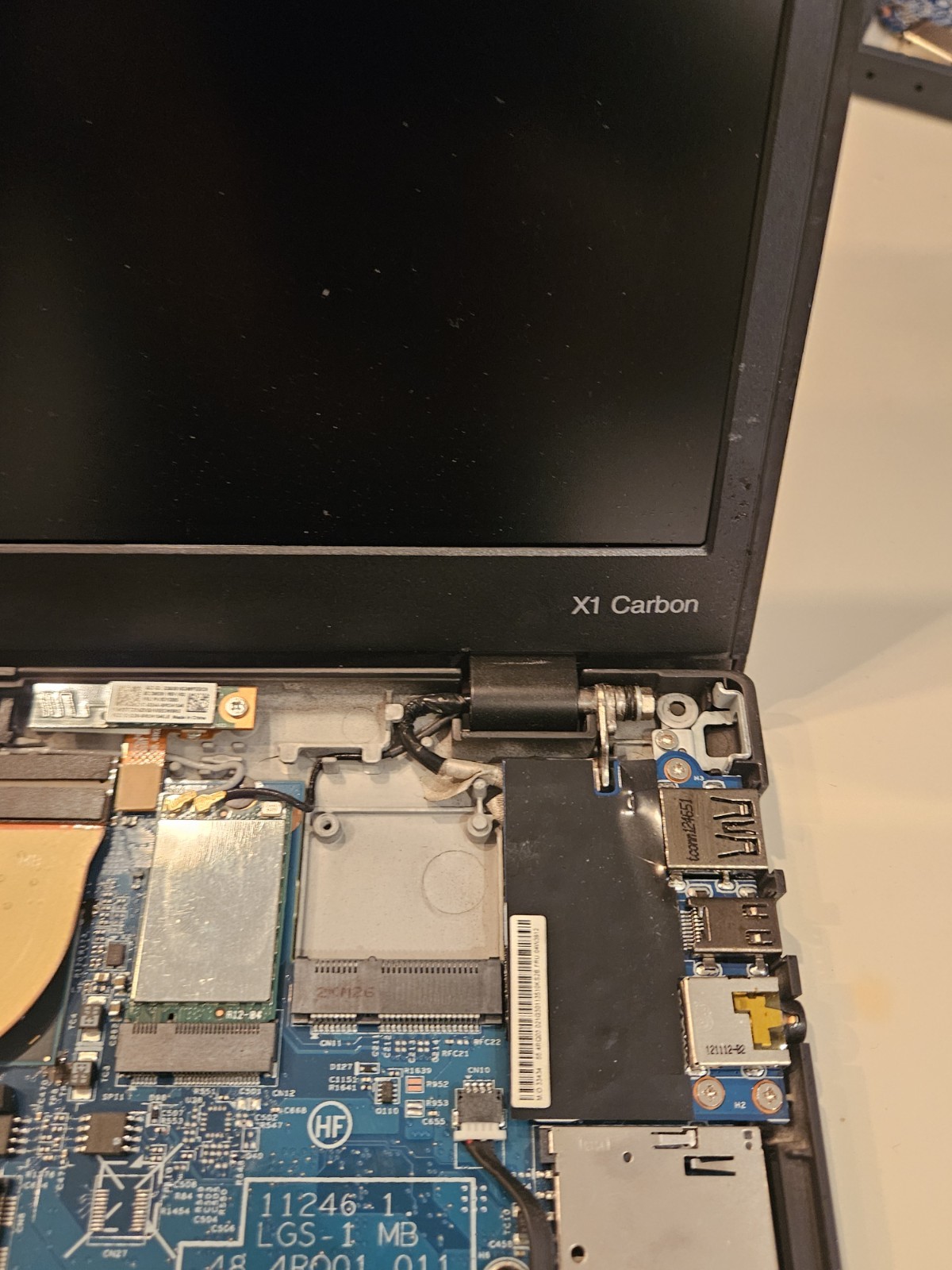 Lenovo Thinkpad X1 Carbon 1st Gen Laptop i5-3427U Read