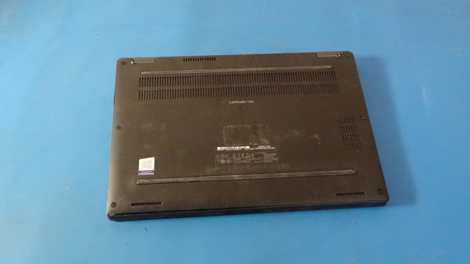 Dell Latitude 7389 2-in-1 i5 7th GEN