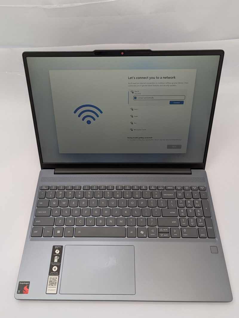 Lenovo IdeaPad Slim 3x Snapdragon X 16GB RAM 1TB SSD 15.6″ Touch WUXGA 1920×1200