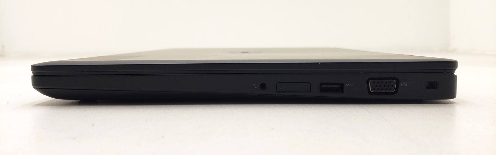 Dell Latitude 5590 Laptop i5-8350U 16GB RAM 256GB SSD 15.6″ Win 11 Pro laptop PC