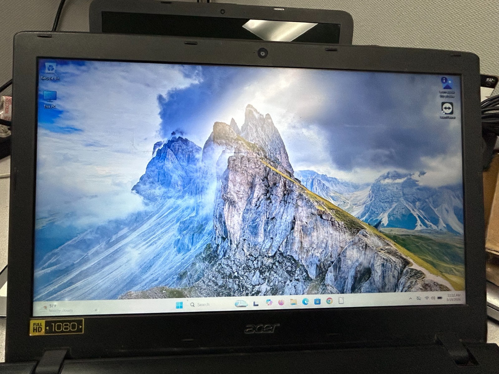 Acer Aspire E 15 E5-576-392H i3-8300U (3.4Ghz)/6Gb /250HDD/ Win11 home/ PSU
