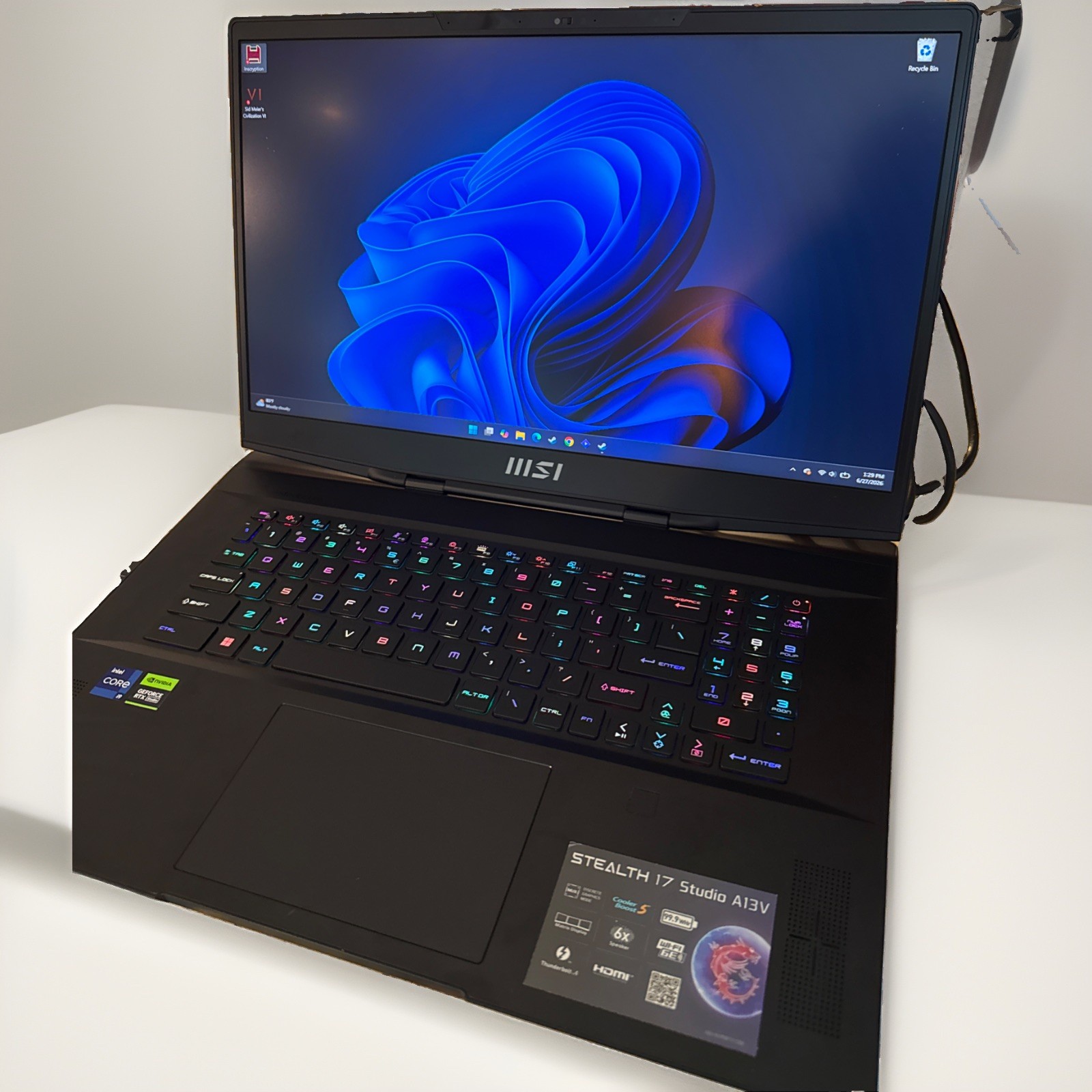 MSI Stealth 17 Studio A13VH Gaming Laptop RTX 4080, I9 13900H, 1TB SSD, 32GB RAM