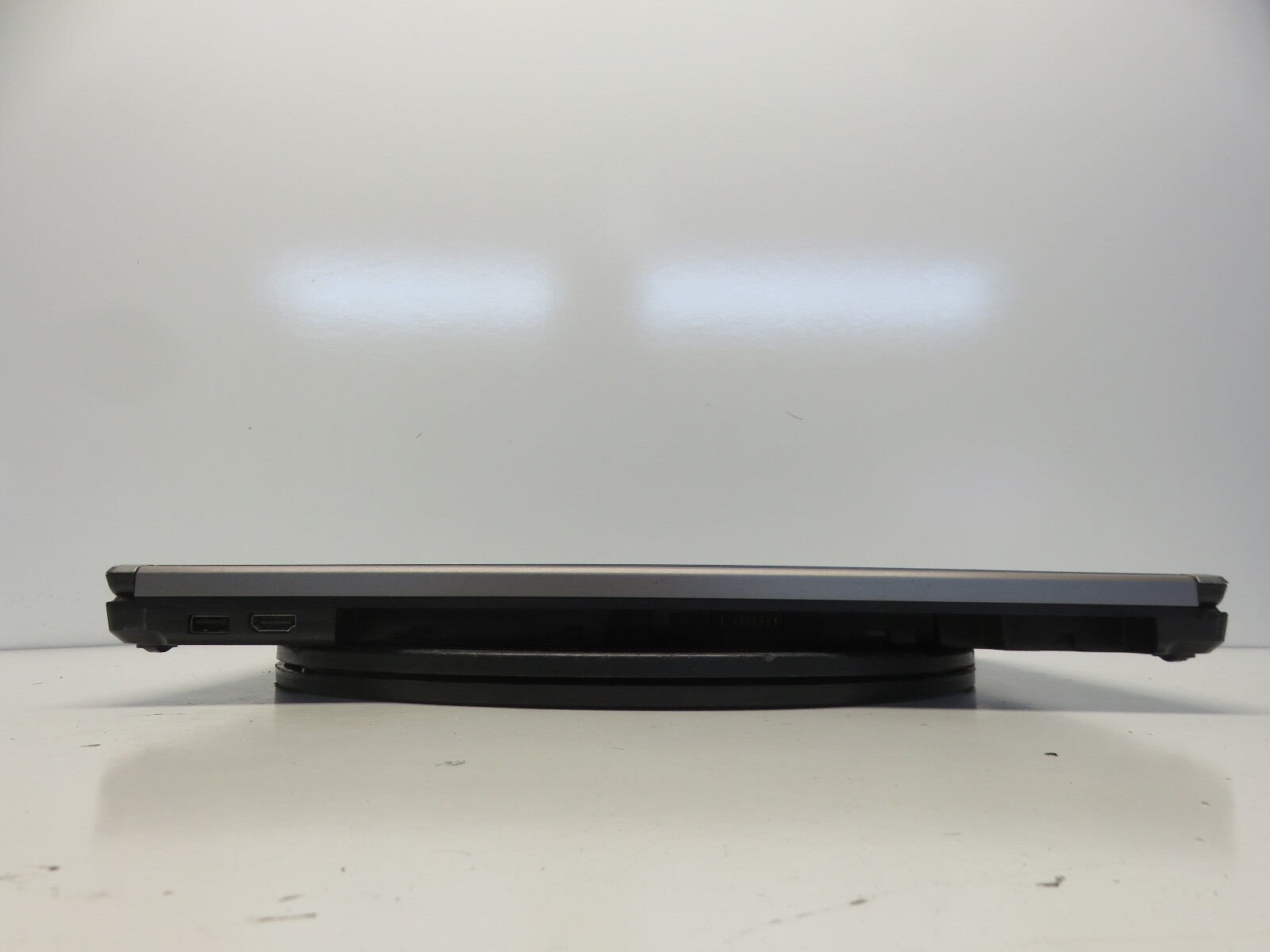 Fujitsu LifeBook E754 Intel i5-4300M 2.6GHz 2 GB NO HDD No Batt