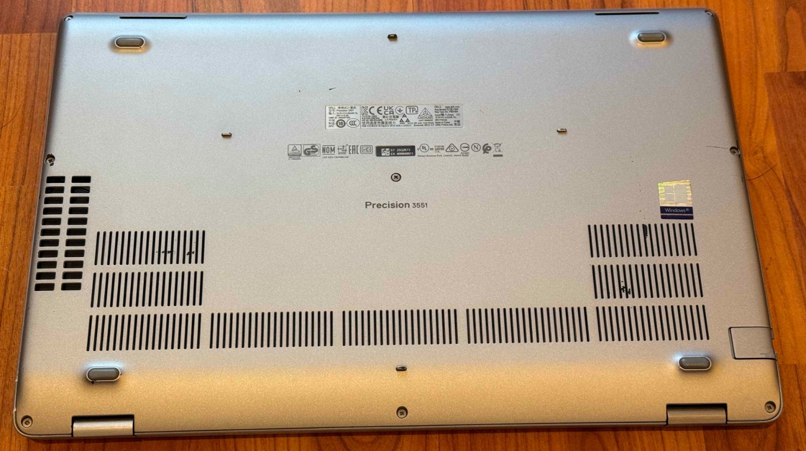 ✅ Repasted Dell Precision 3551 I9-10885H 256GB 16GB WIN11 PRO Quadro P620 | READ
