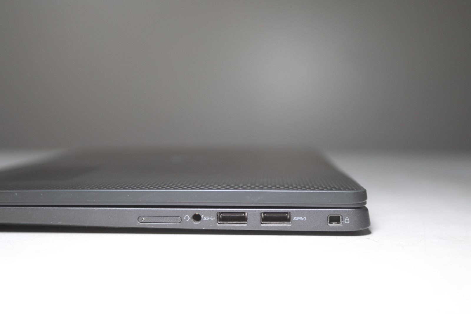 Dell Latitude 7410 Intel Core(TM) i5-10310U CPU 1.70GHz-8GB RAM-256GB NVMe-NO OS