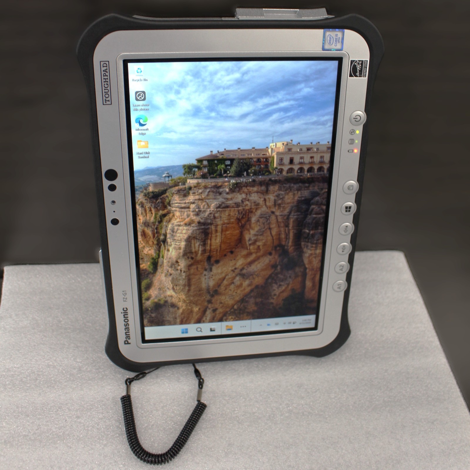 Panasonic Toughpad FZ-G1 MK5 Intel i5-7300 256GB SSD 8GB DDR3 Win 11Pro, 4G, BCR