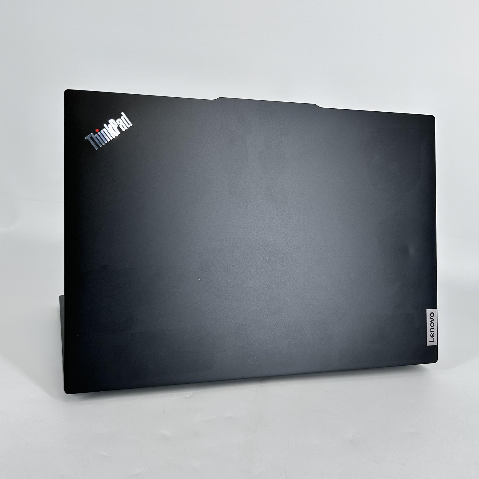 Lenovo ThinkPad E16 Gen 1 Black FHD+ 2.0 GHz Ryzen 7 7730U 24GB 1TB/512GB Good