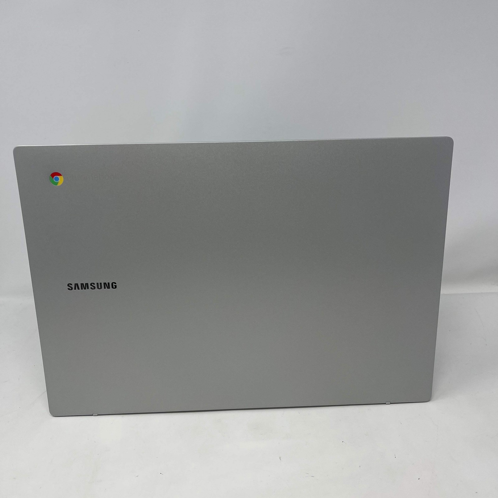Samsung Galaxy Chromebook XE345XDA 14″ Celeron N4500 1.1GHz 4GB RAM 32GB SSD