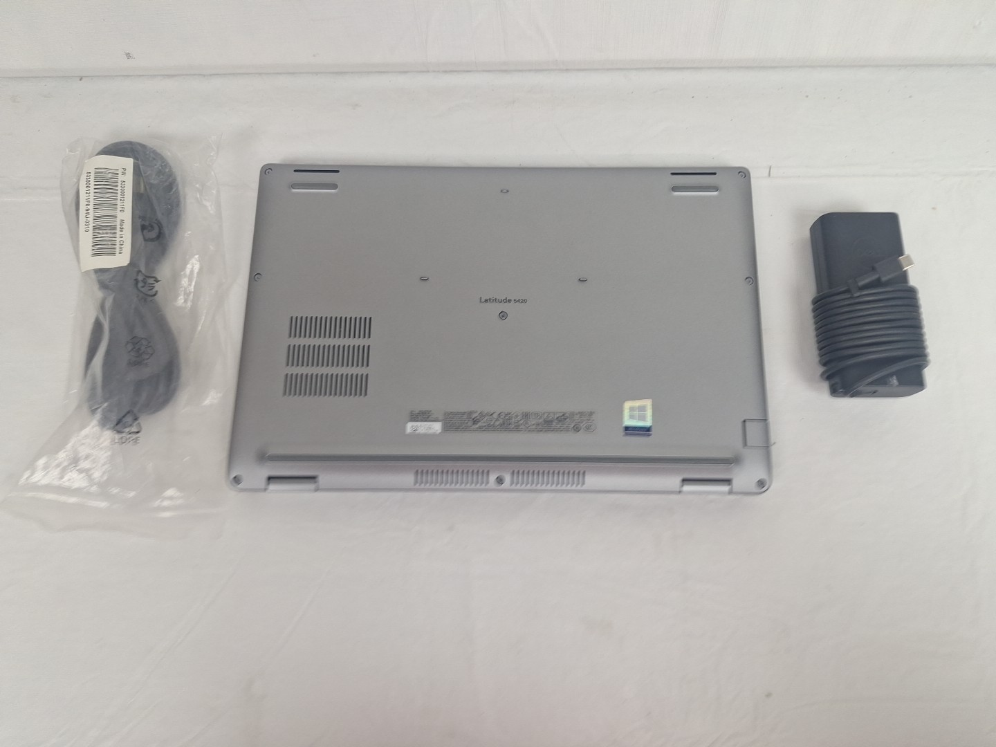 Dell Latitude 5420 14″ FHD Laptop i5 1145G7 @4.40Ghz 16GB 256GB SSD Windows 11