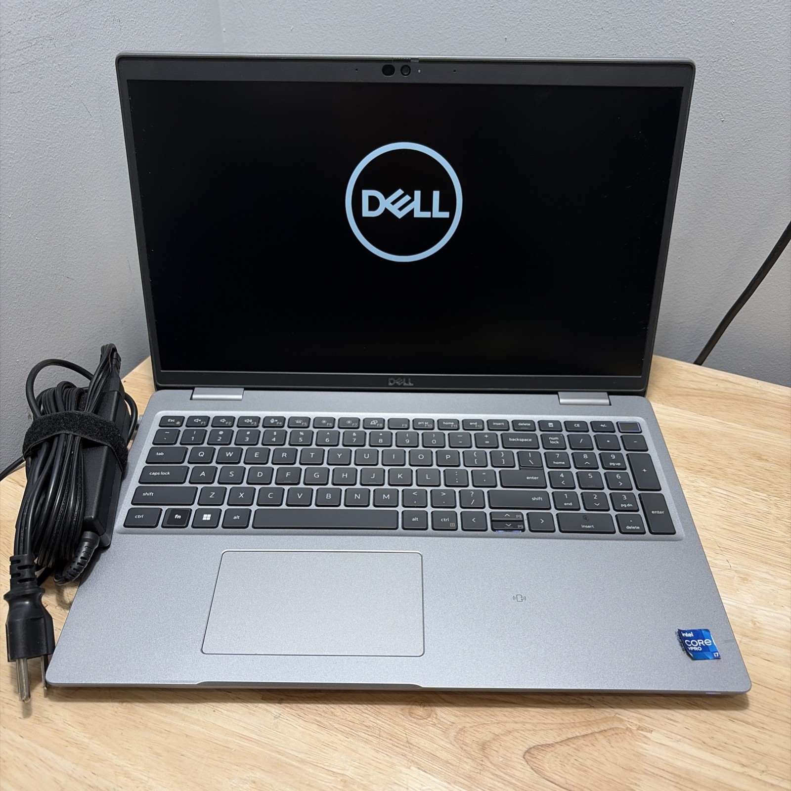 Dell Latitude 5520 Core i5-1135G7 2.40GHz, 16GB, 256GB SSD WebCam, WiFi W11 Cord