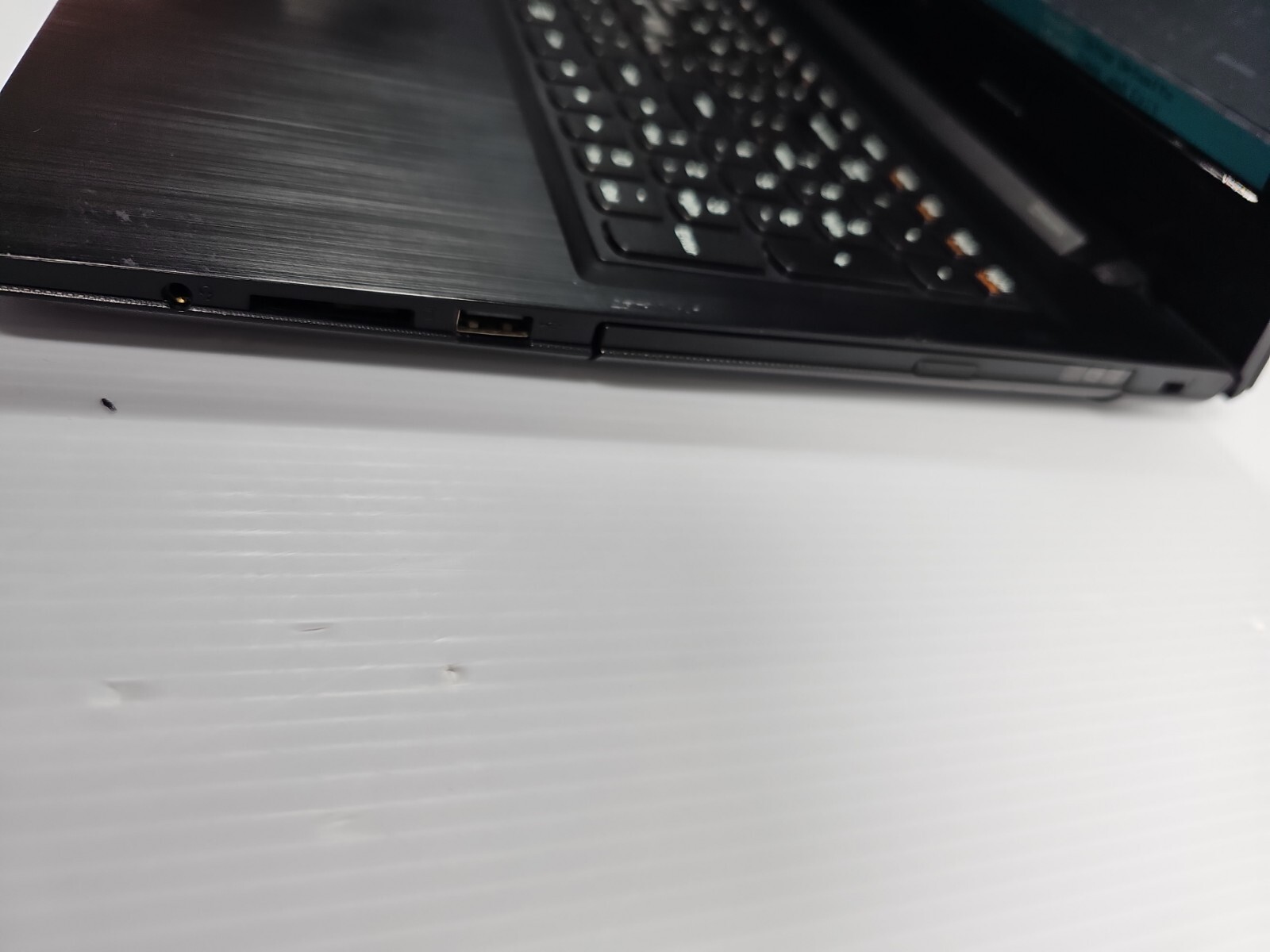LENOVO G50-80 15.6in. Intel Core I5, 2.2GHz, 8GB 1TB HDD /Laptop PARTS