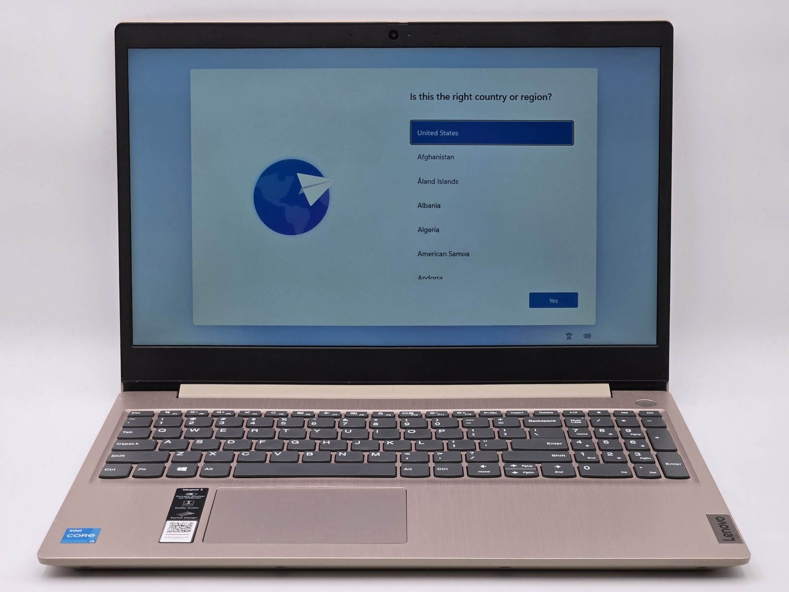 Lenovo IdeaPad 3 15.6″ Touch i3-1115G4 8GB 256GB SSD Win11