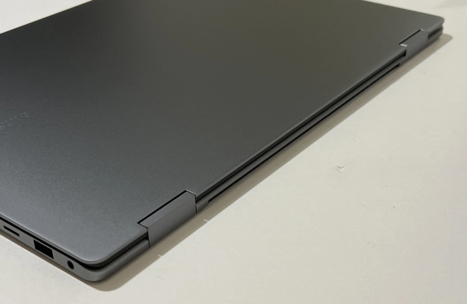 Samsung Galaxy Book5 PRO 360 16″ Intel Ultra 7 16GB RAM 1TB SSD NP960QHA