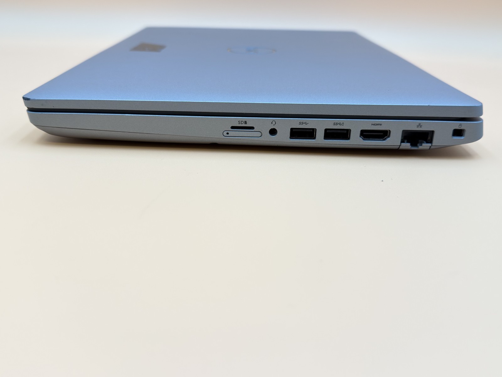 Dell Latitude 5511 15.6″ Laptop i7-10850H 16GB RAM 256GB SSD Windows 11 Pro