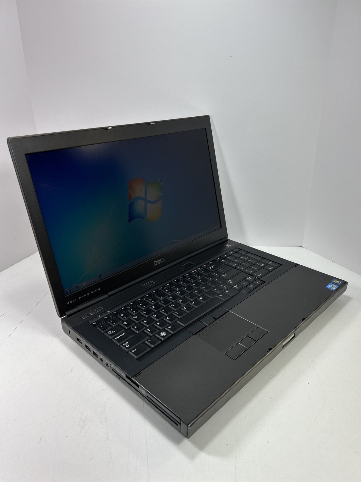 Dell Precision M6600 i7-282QM 2.30GHz 20GB Ram 1TB + 256GB SSD Win 7 Pro