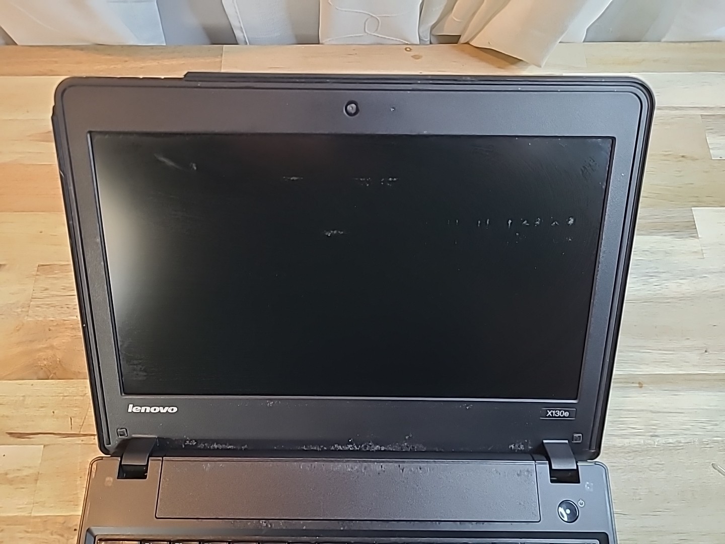 Lenovo ThinkPad X130e 11.6″ Laptop AMD E-450 1.65GHz (AS-IS) For Parts or Repair