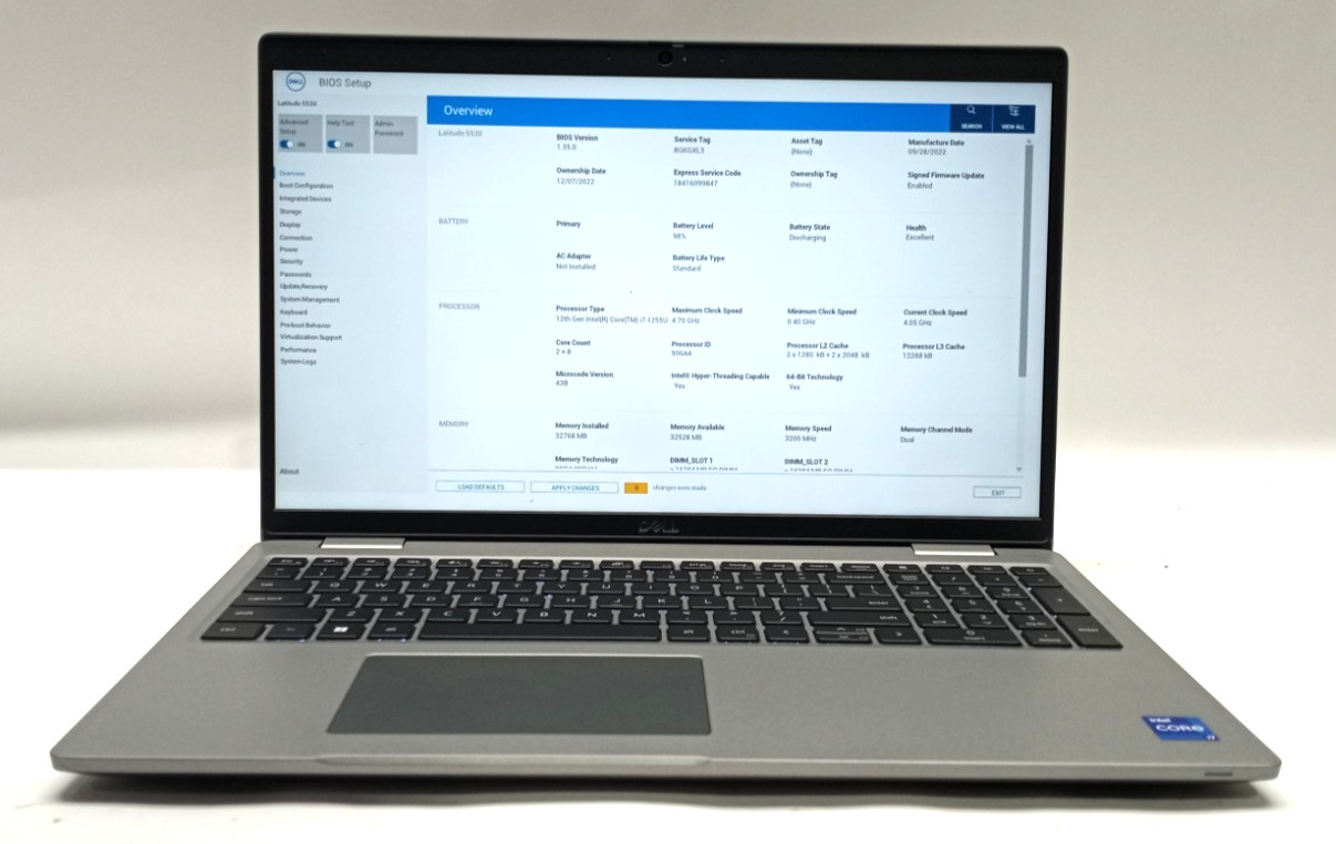 Dell Latitude 5530 i7-1255U@4.70GHz 32GB RAM 256GB NVMe WIN 11 Pro WH745!