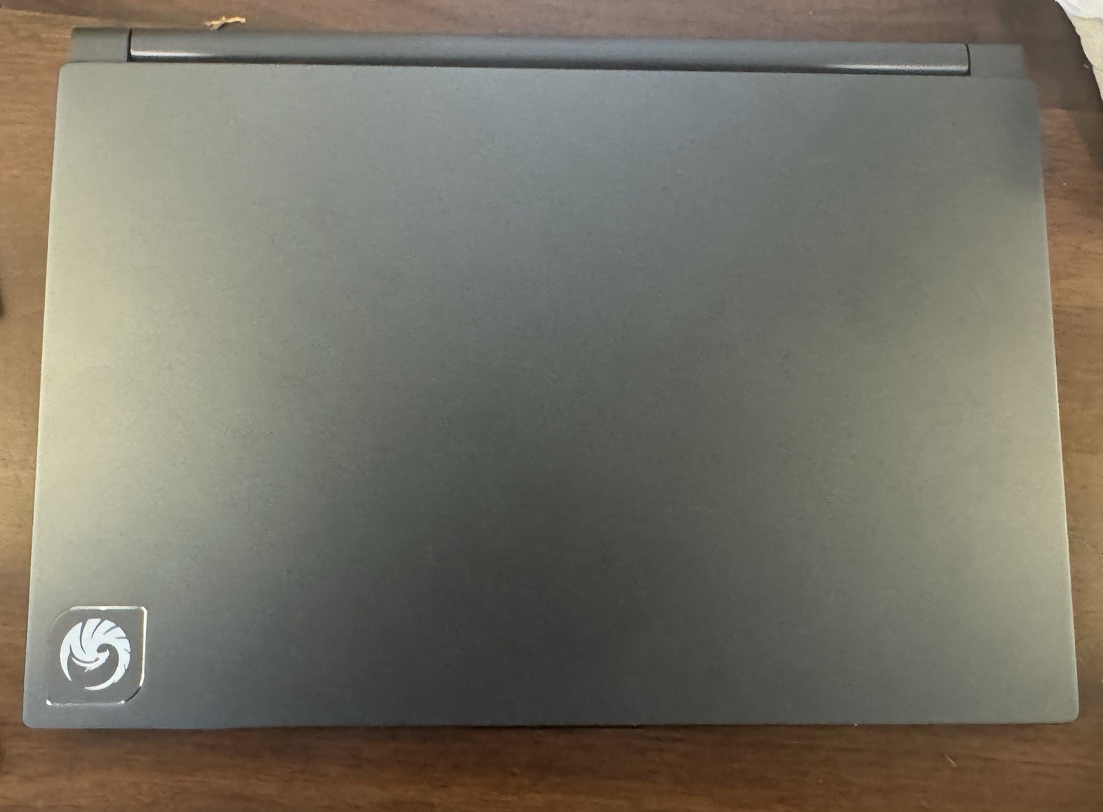 MSI Delta 15 A5EFK 15.6″ Gaming Ryzen 7 16GB 1TB SSD RX 6700M W11 Gray