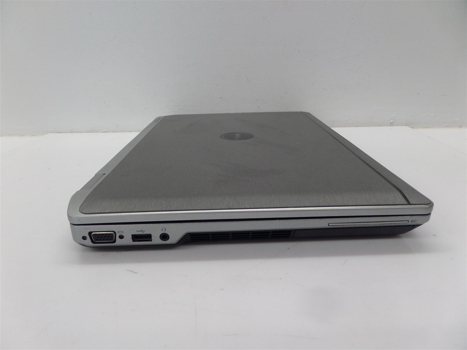 Dell Latitude E6530 15.6″ Laptop w/ i5-3380M 2.9GHz CPU 8GB RAM – No HDD/Battery
