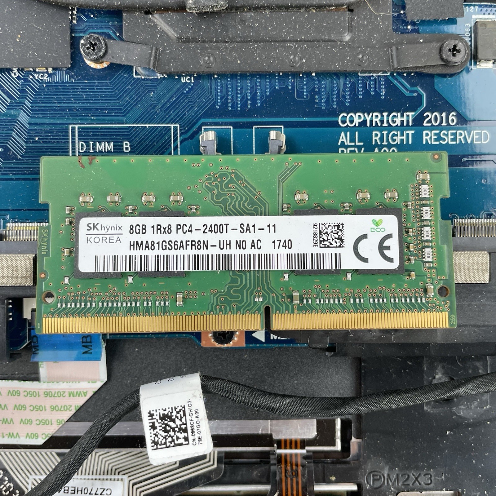 Dell Latitude 5580 15.6″ i5-7300U 2.6 GHz 8 GB RAM No SSD/OS/AC – No Hinge Cover