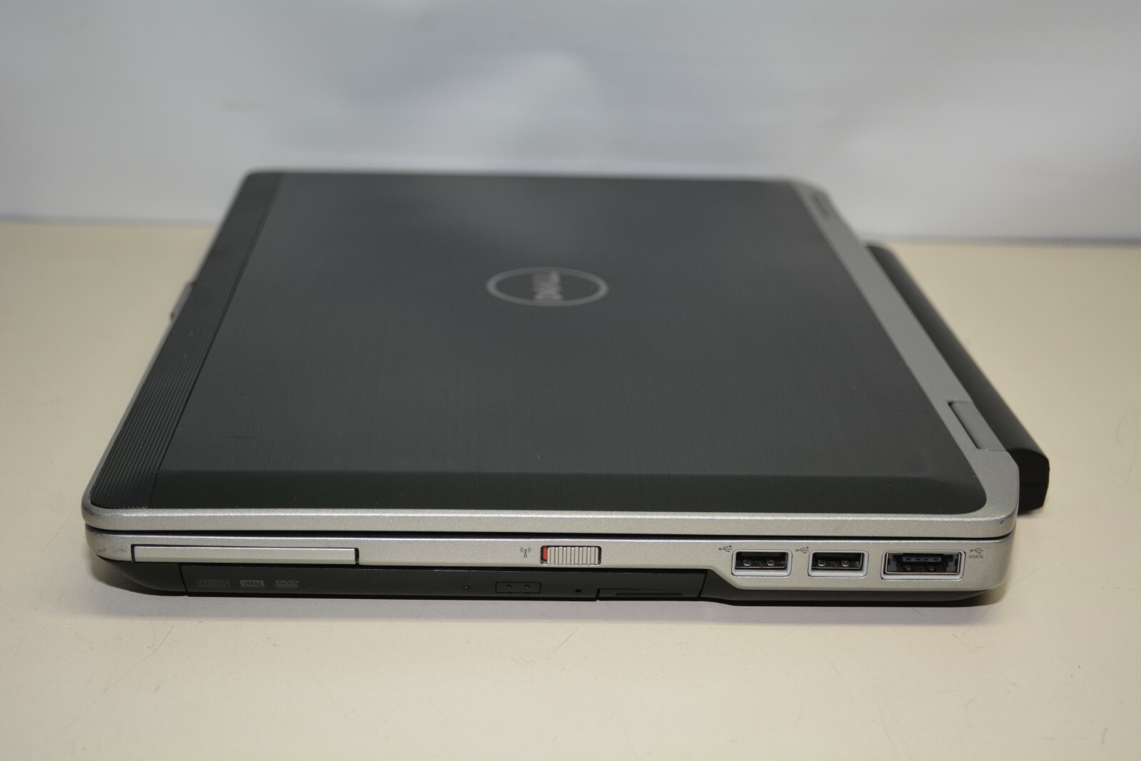 Dell Latitude E6420 14″ Intel i7-2620M 2.7GHz 4GB Ram No HD #W90