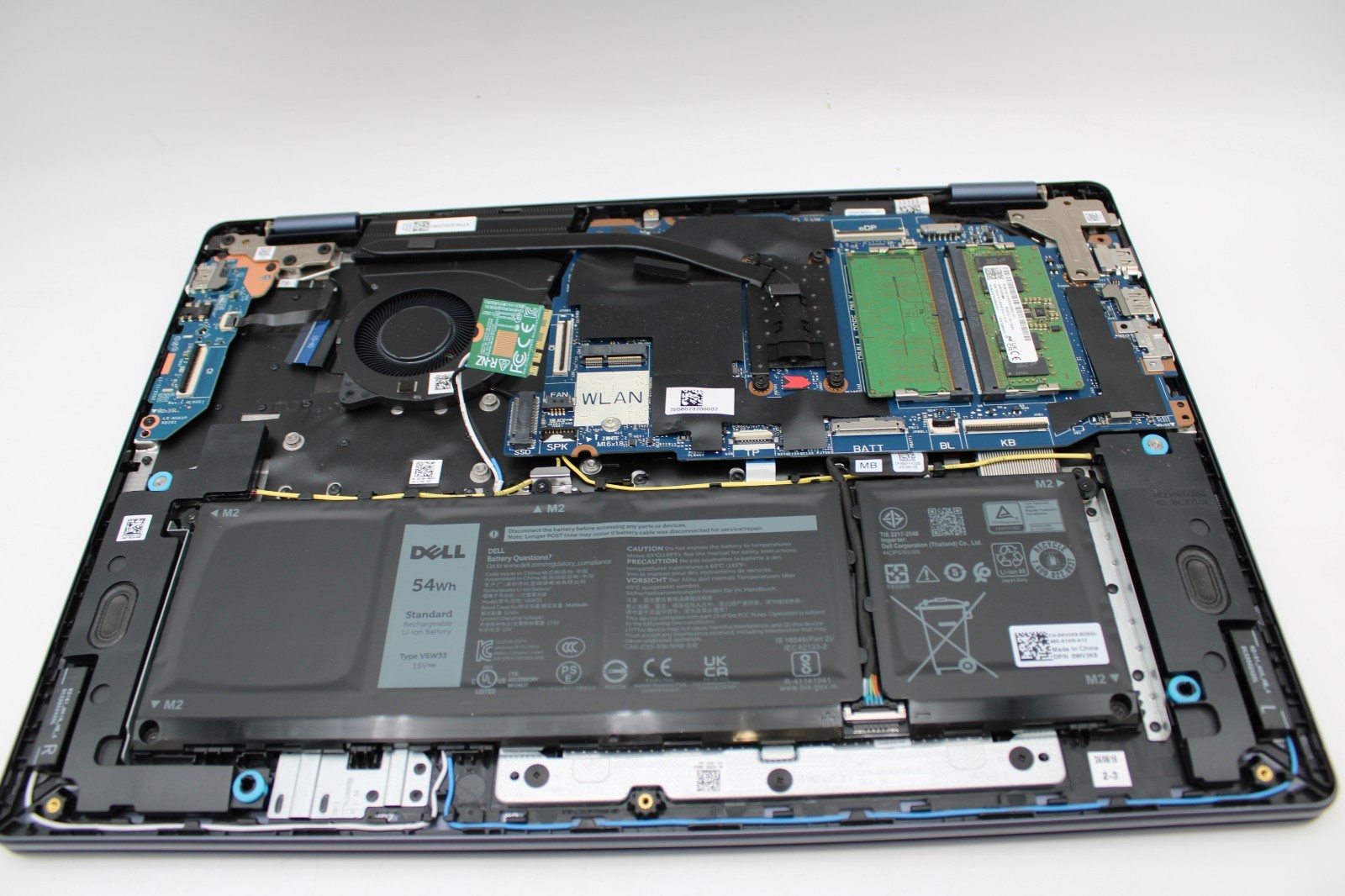 Dell Inspiron 16 P131F