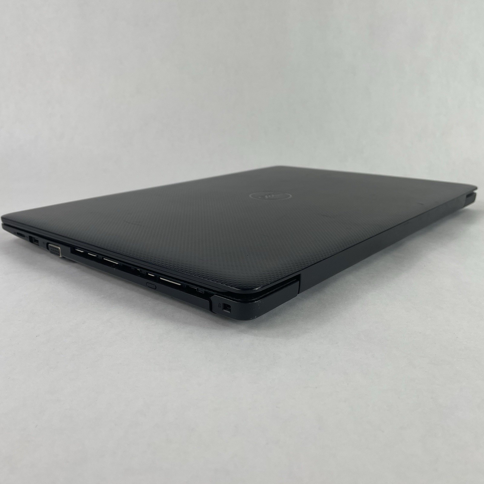 Dell Vostro 3590 15.6″ i5-10210U 1.60 GHz 8 GB RAM No SSD No OS No Battery