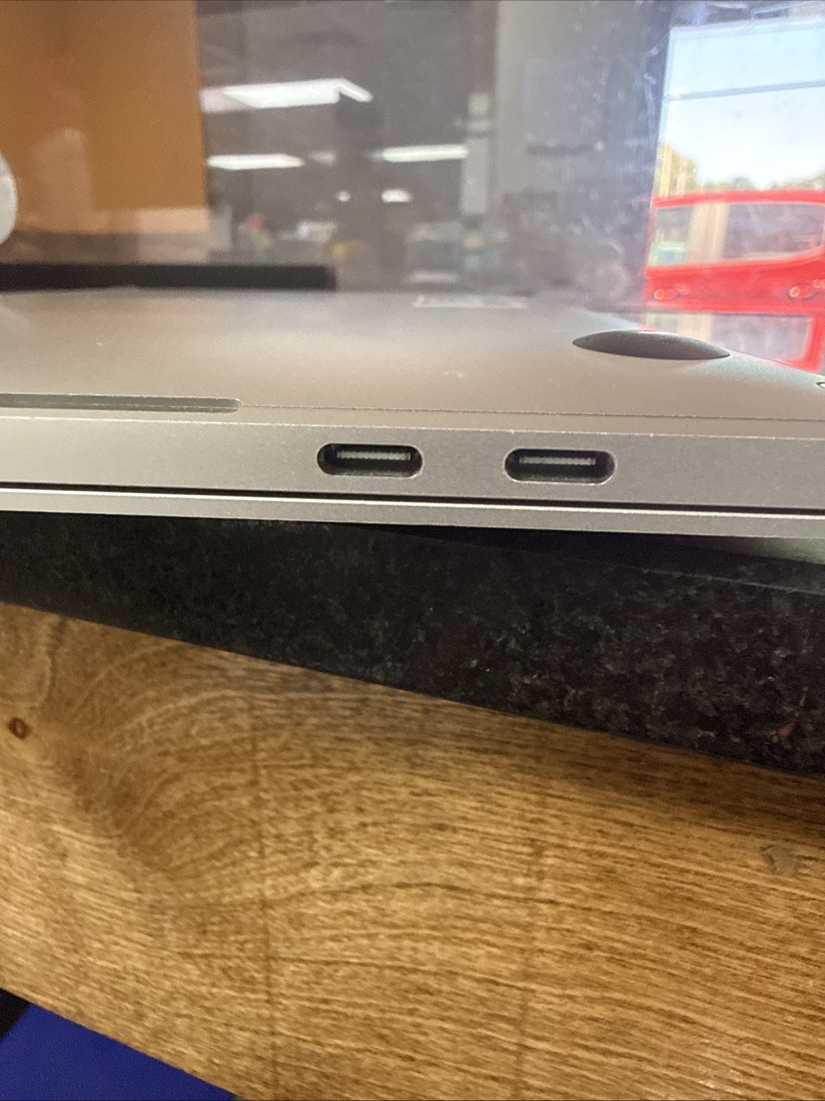 APPLE MACBOOK PRO A2251 (I99011997)