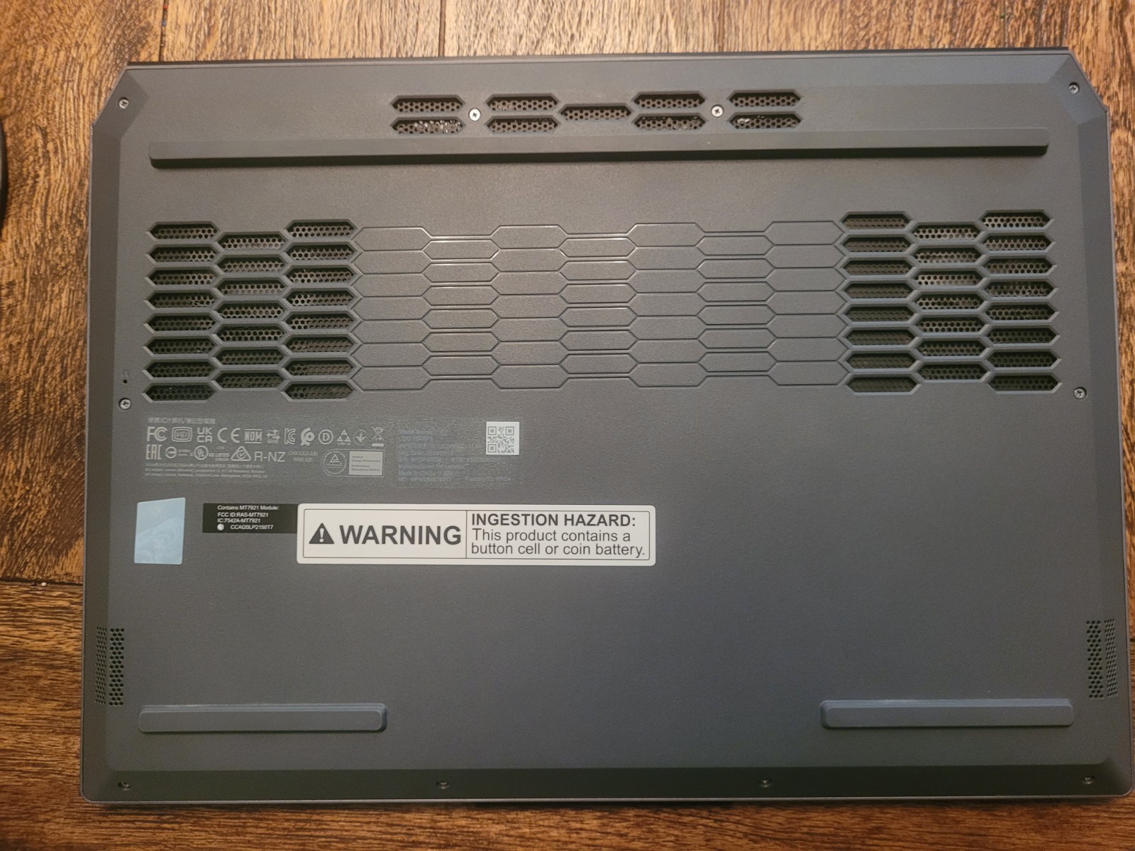 Lenovo LOQ Gaming Laptop – RTX 4070 – Ryzen 7 7435HS – 32GB DDR5 RAM – 1TB SSD