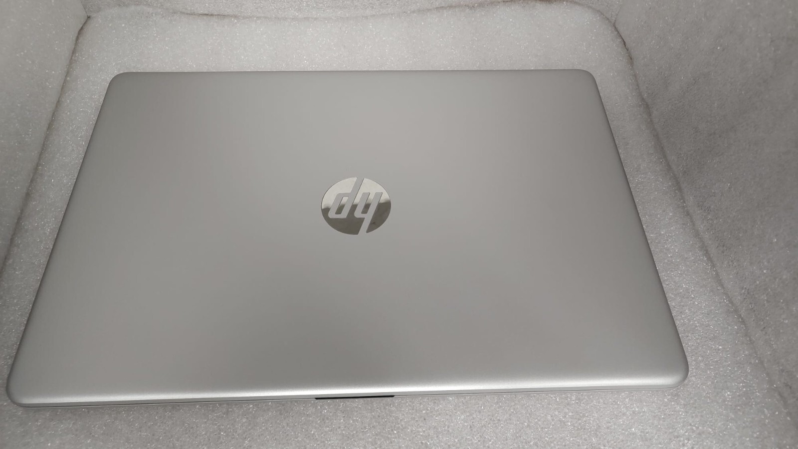 [Box Open] HP Laptop 15-ef1040nr , 8GB RAM 256GB SSD, 15.6” FHD, 3-cell, 41 Wh
