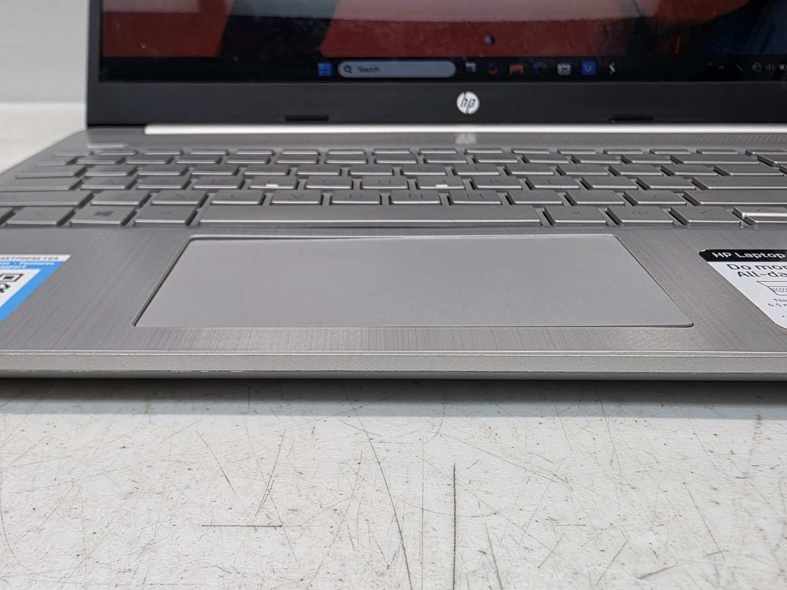 *READ* HP 15.6″ 15-dy1031wm Intel i3-1005G1, 8GB RAM, 256GB SSD, Windows 11 Home
