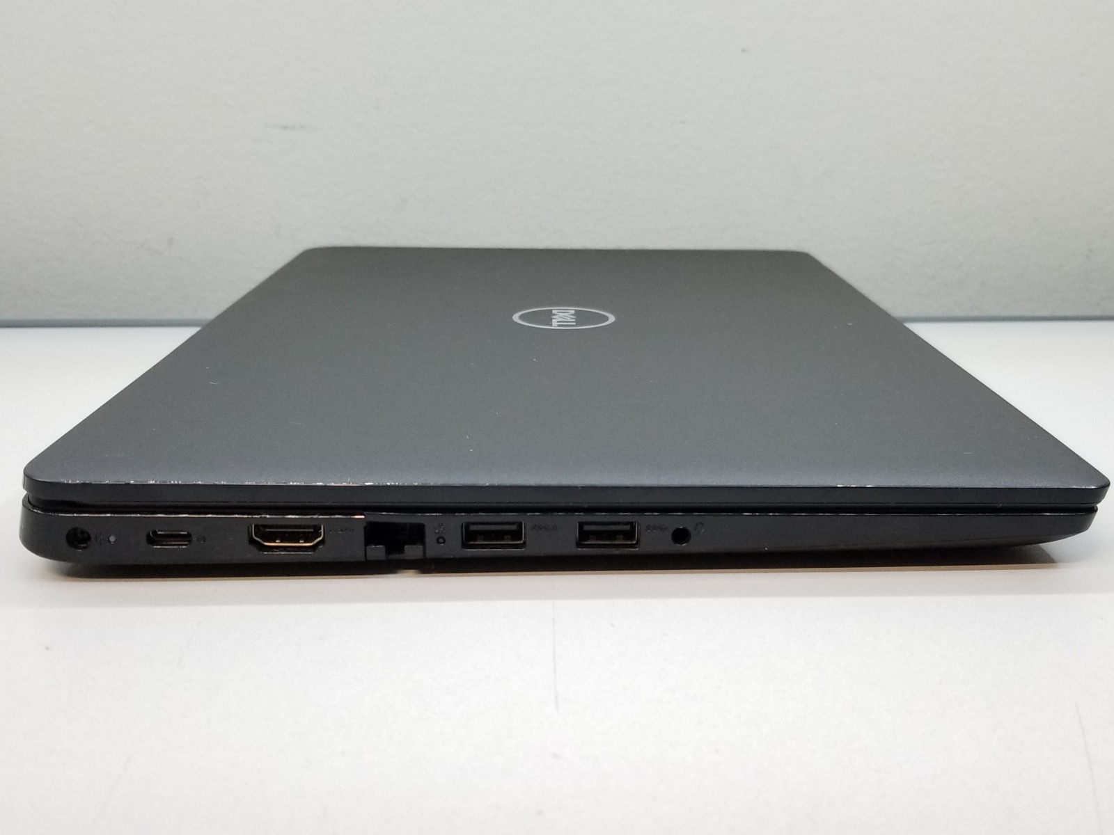 Dell Latitude 3400 14″ FHD i5-8265U 1.6GHz 8GB RAM 256GB NVMe Win 11 Pro WiFi BT