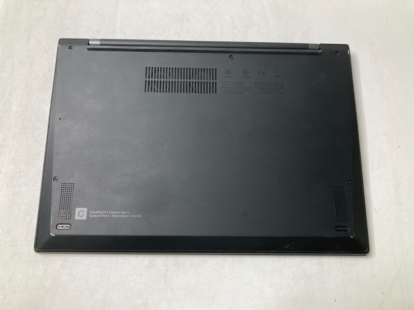 Lenovo ThinkPad X1 Carbon Gen 9 i5-1145G7 2.40GHz 8GB 512GB NVMe Win11 Pro