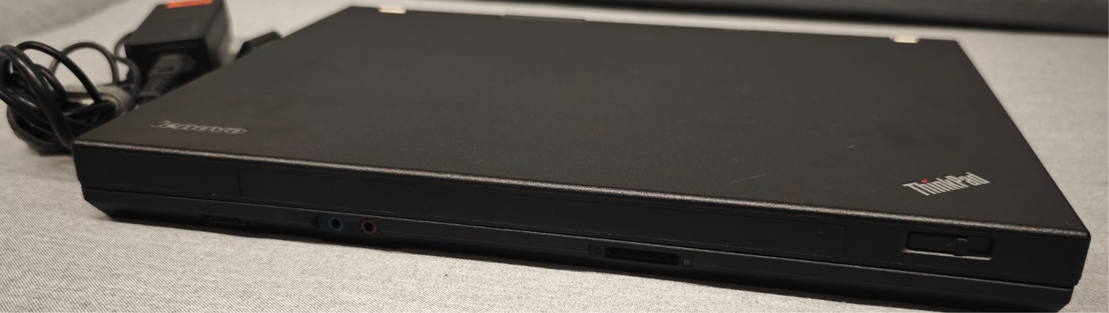 Laptop Lenovo Thinkpad R500 – Intel Core2Duo – 2GB RAM – 160GB HDD