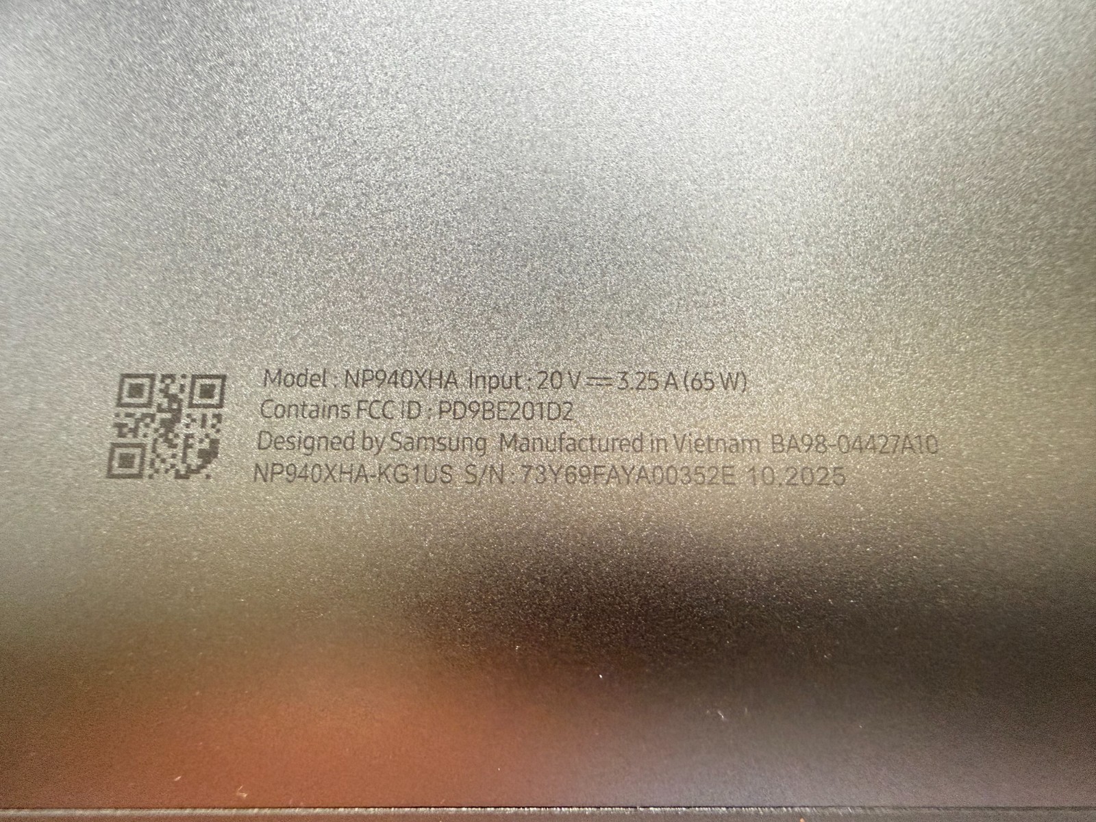 Samsung Galaxy Book5 Pro Touch-Screen Laptop (Excellent Condition)