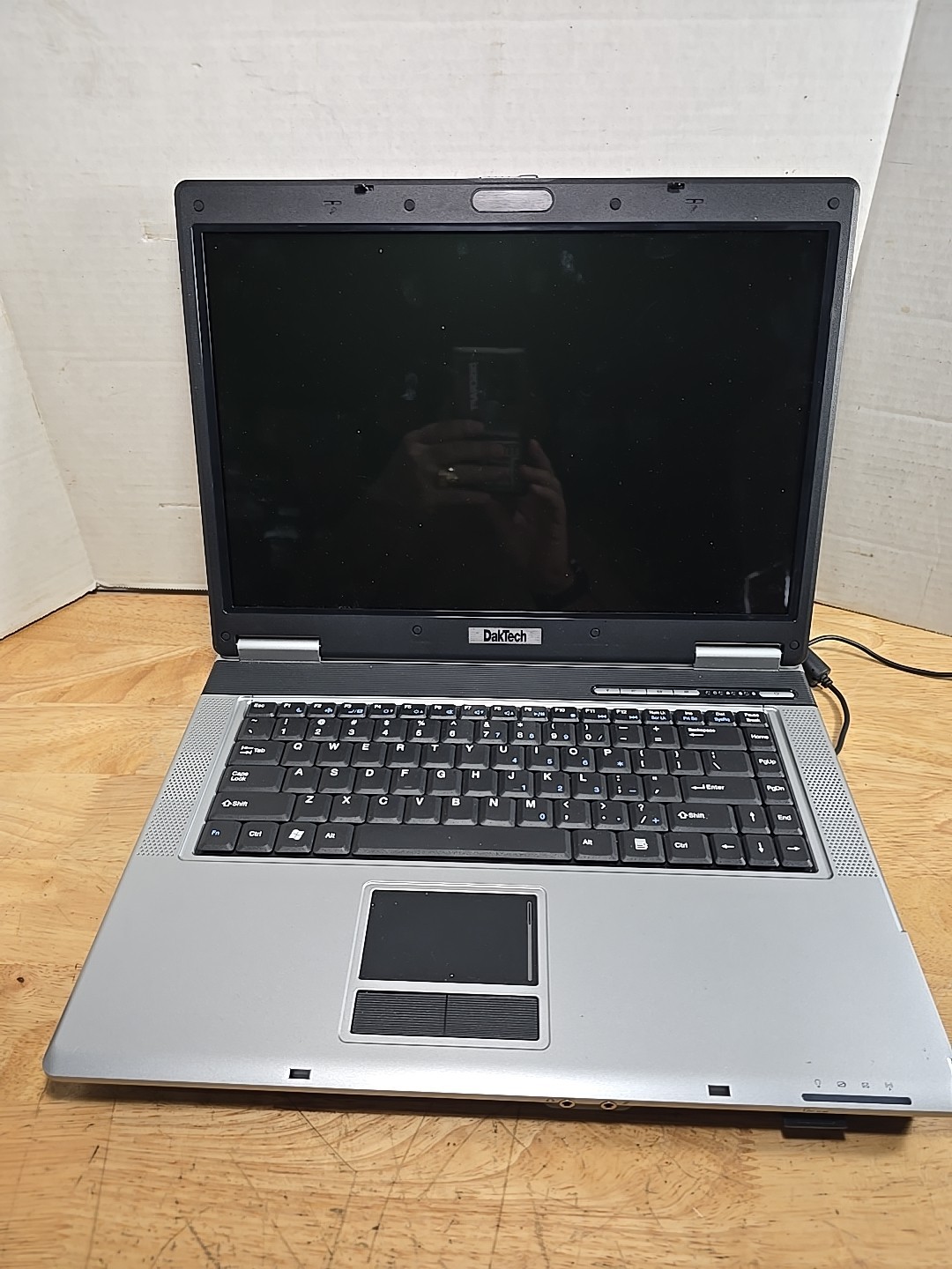 Upgraded DaKTech Windows Vista Buisiness Model S96FM Laptop Computer Works