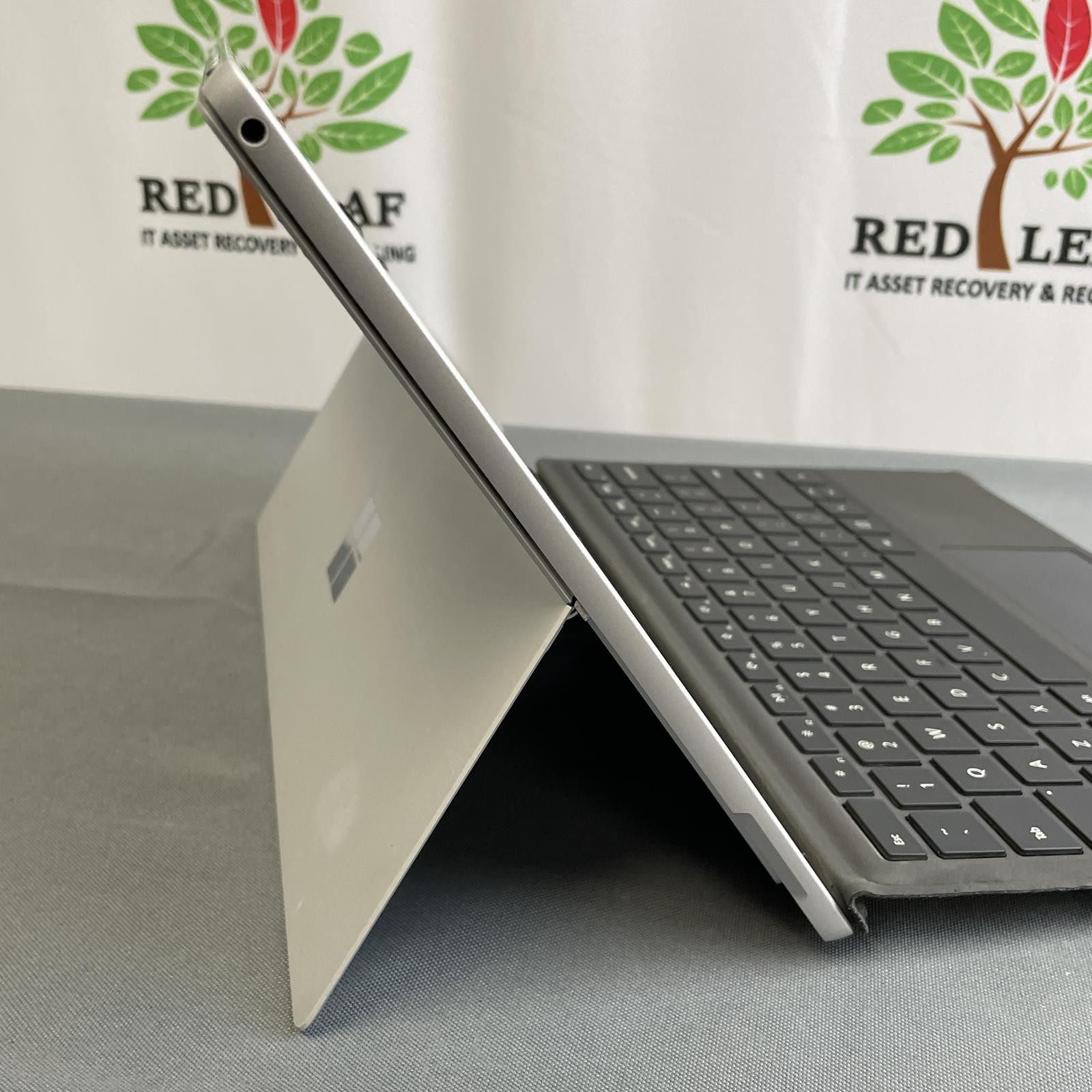 Microsoft Surface Pro 7+ (1960), Core i7-1165G7, 16GB, 1TB NVMe, W11 | Very Good