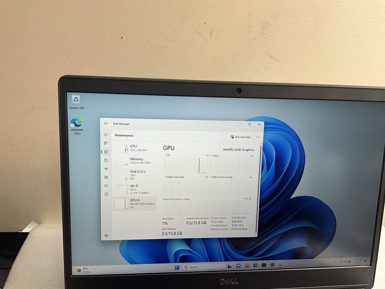 Dell Precision 7550 Laptop i7 10750H 2.6GHZ 15.6″ FHD 32GB 1TB NVMe Windows 11pr