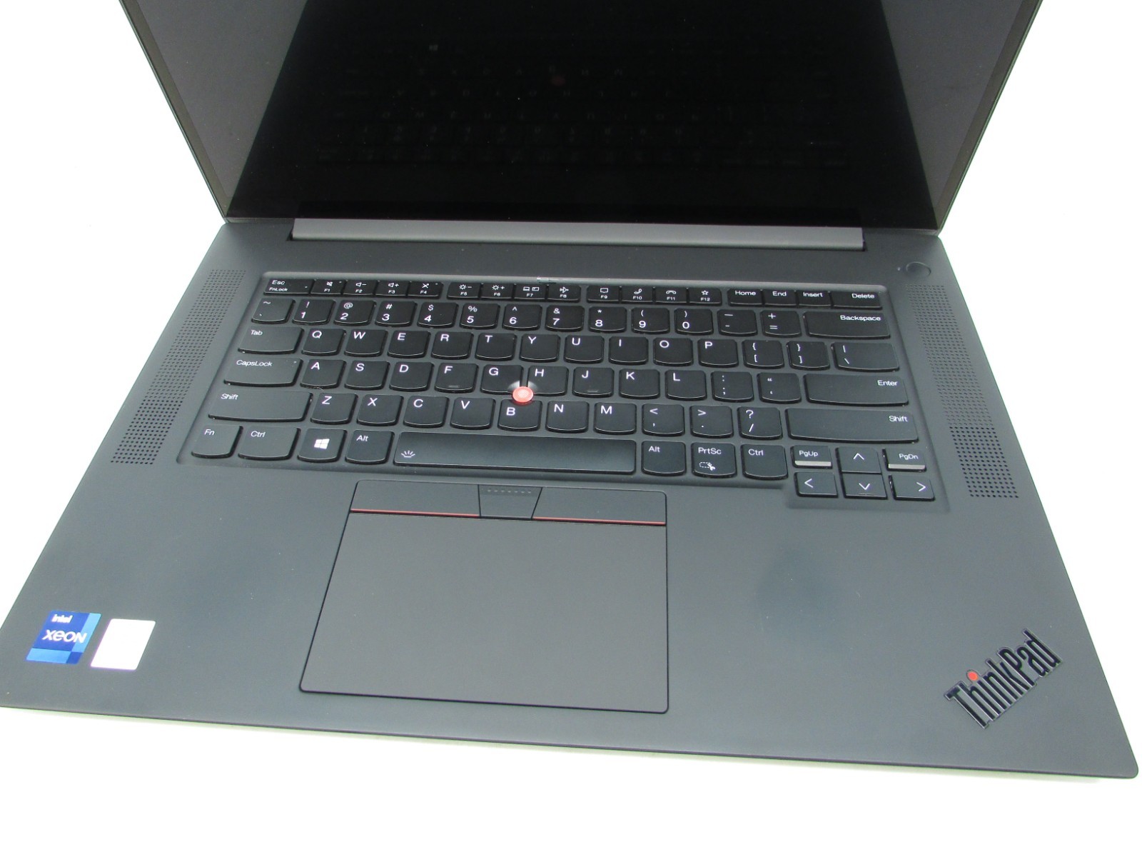 Lenovo ThinkPad P1 G4 Touch Xeon W-11855M 3.2GHz 32GB RAM 1TB SSD A2000 No OS/AC