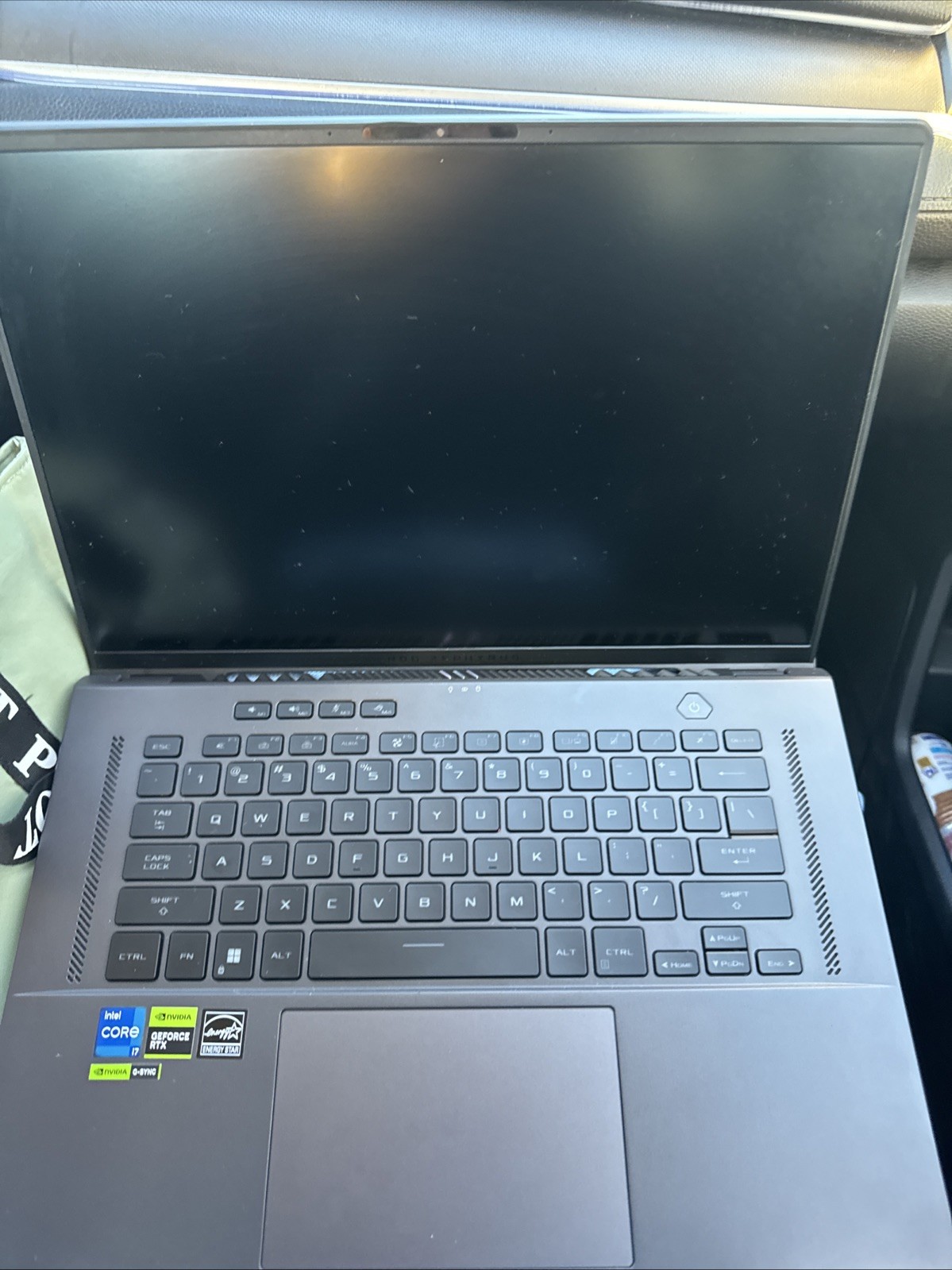 ASUS ROG Zephyrus G16 16″ (RaM 16GB , Intel Core i7 13th Gen., 4.90GHz, 16GB