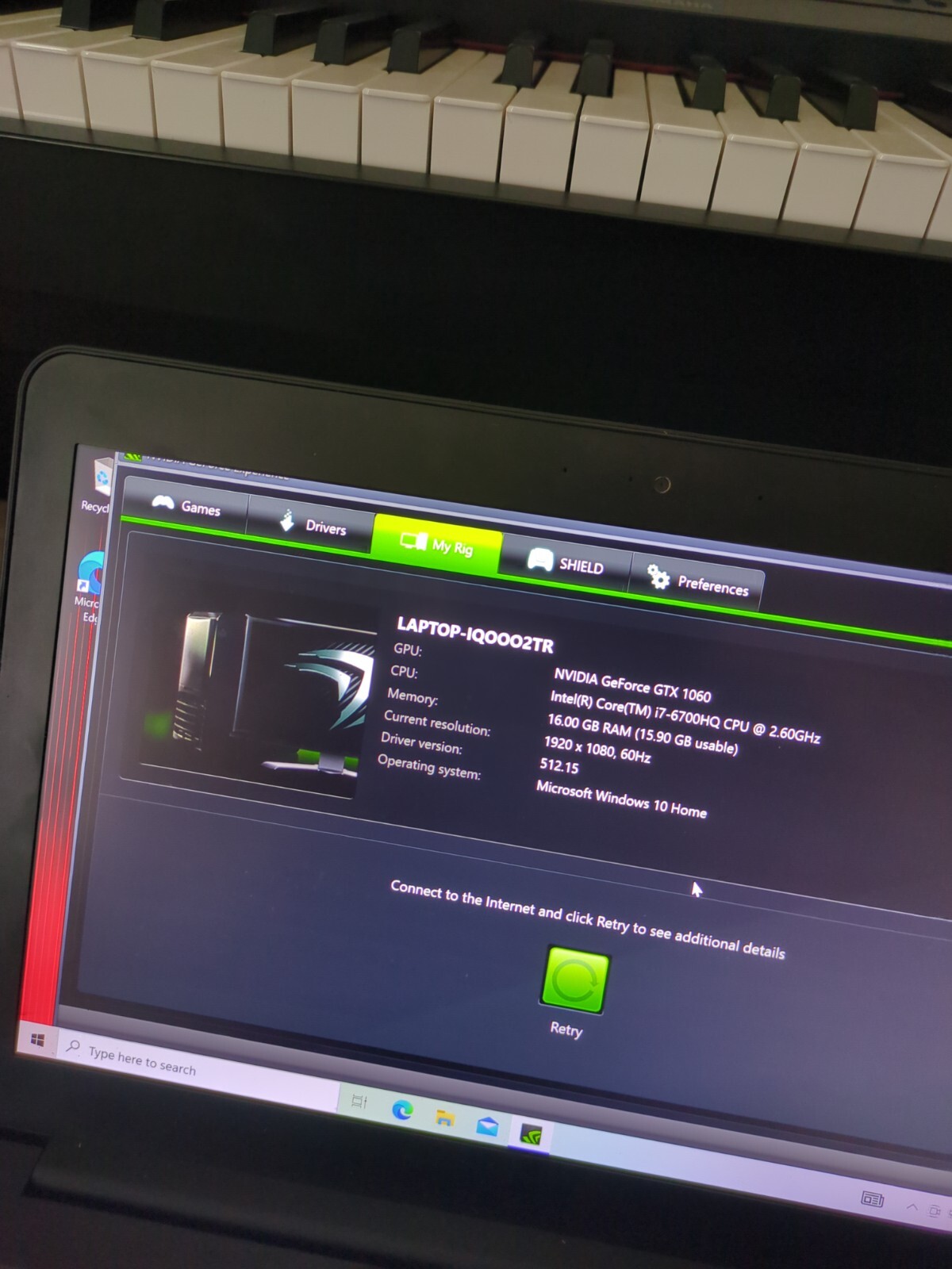Razer Blade 14 GTX 1060 1 TB SSD 16GB RAM + Killer 1535 Wireless + dbrand Skin