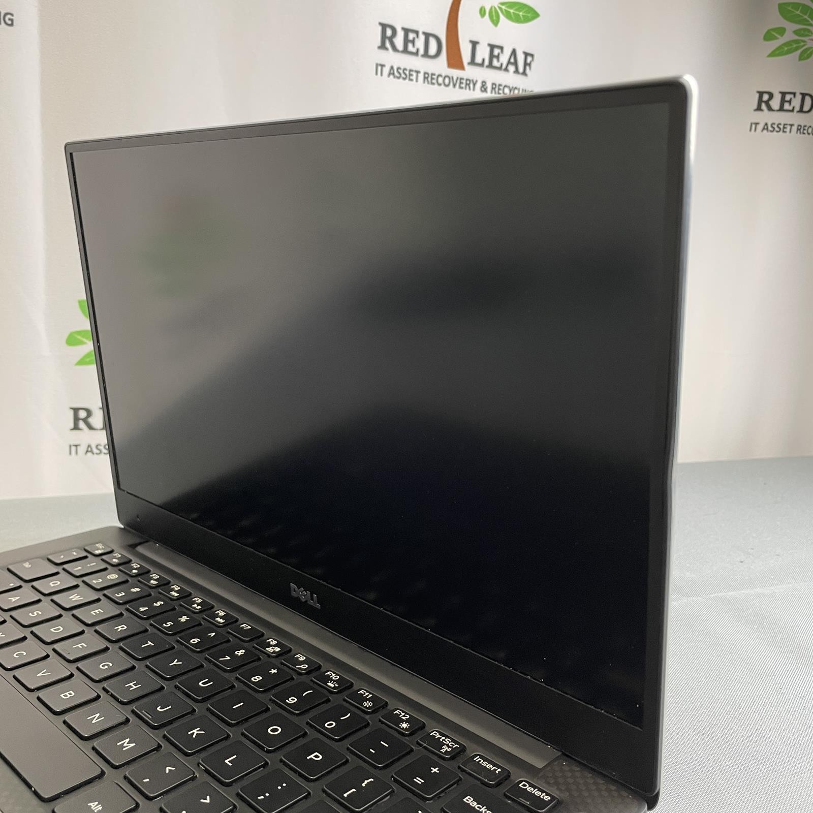 DELL XPS 13 9360, Core i7-7560U 8 GB RAM No SSD | Grade B/C (READ)