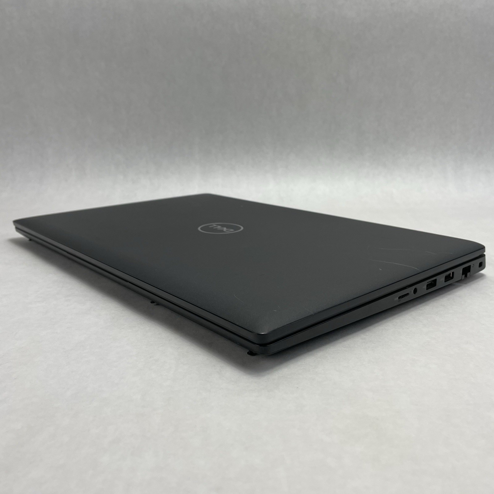Dell Latitude 3520 15.6″ i5-1135G7 2.40 GHz 8 GB RAM No SSD/OS/AC – Worn Keys