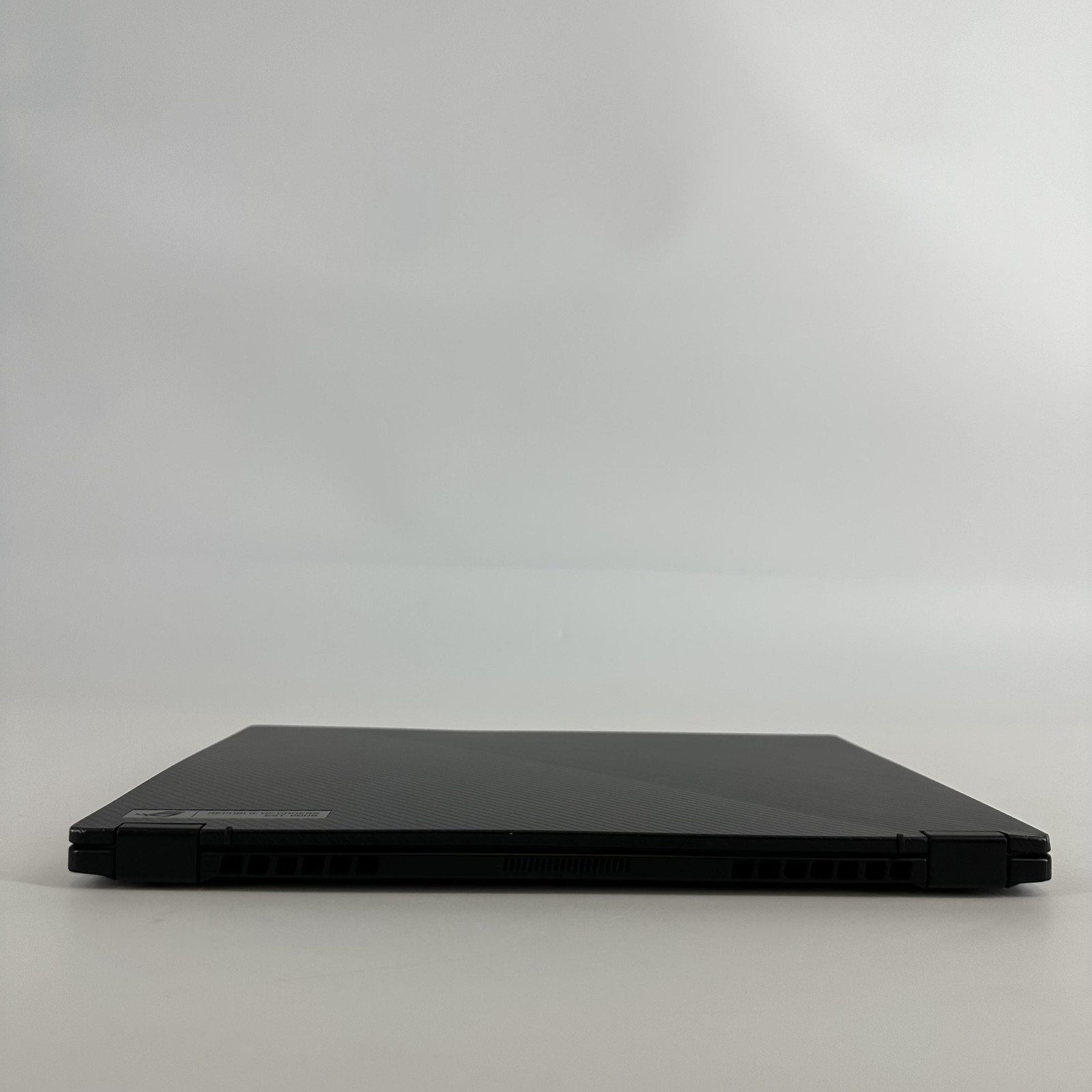 Asus ROG Flow X13 GV301 13 FHD+ TOUCH 3.3GHz Ryzen 9 5900HS 16GB 1TB RTX 3050 Ti