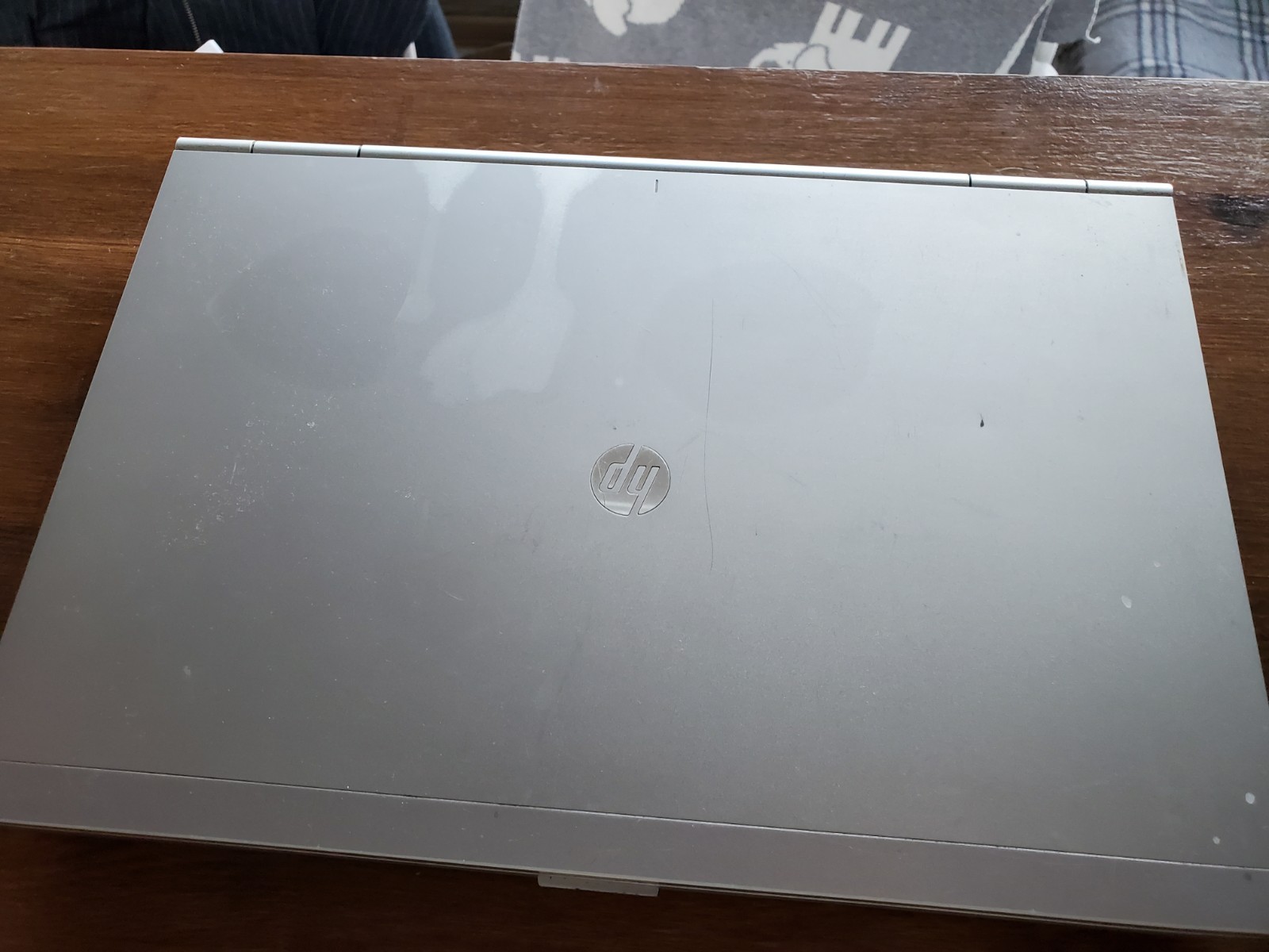 HP Elitebook 8460p Laptop – i5-2450M, 64gb SSD, 8gb RAM.