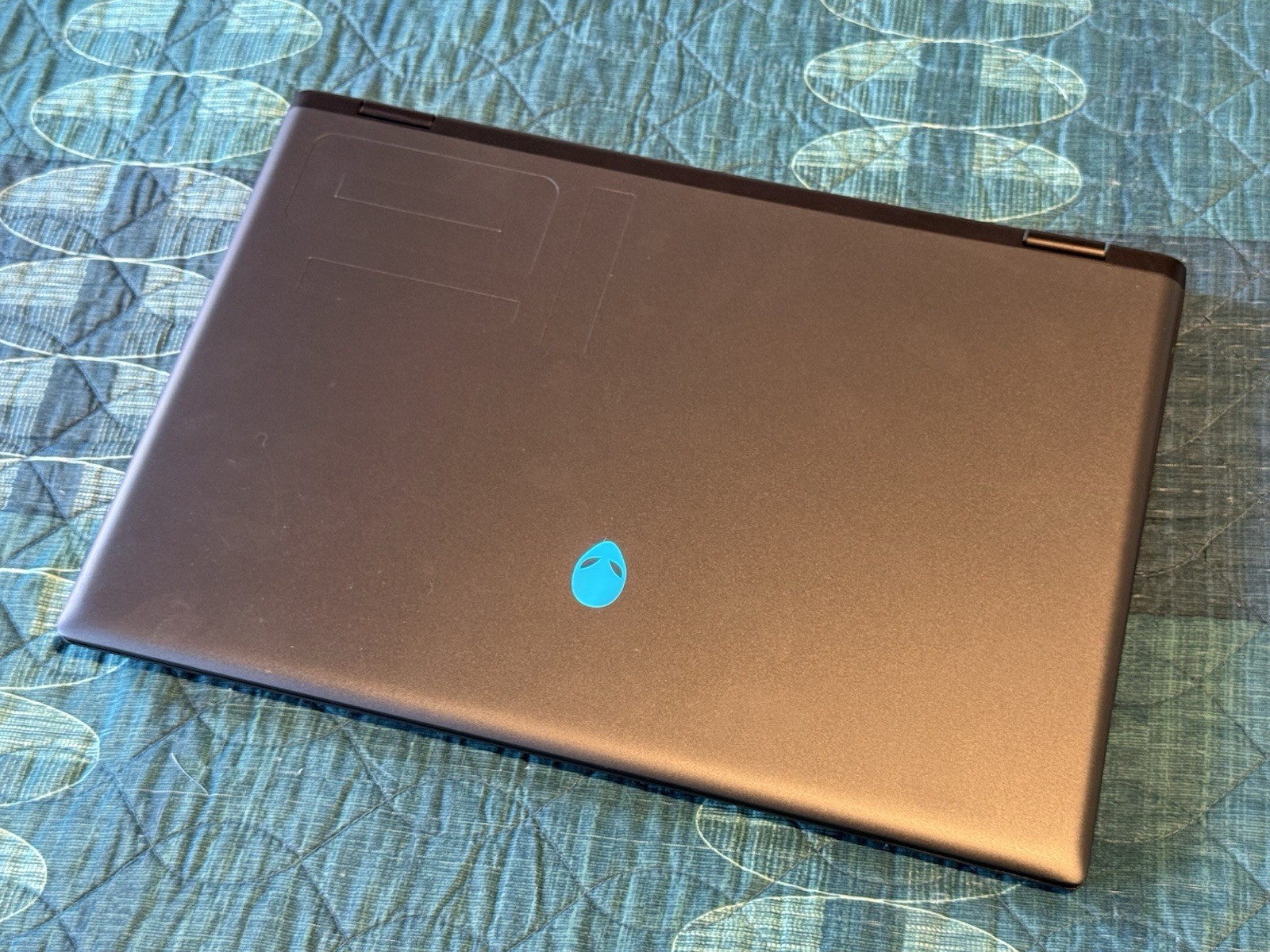 Alienware M16 R2 Gaming Laptop 1 TB SSD 16 GB RAM Intel Core Ultra 7 1.40 4060