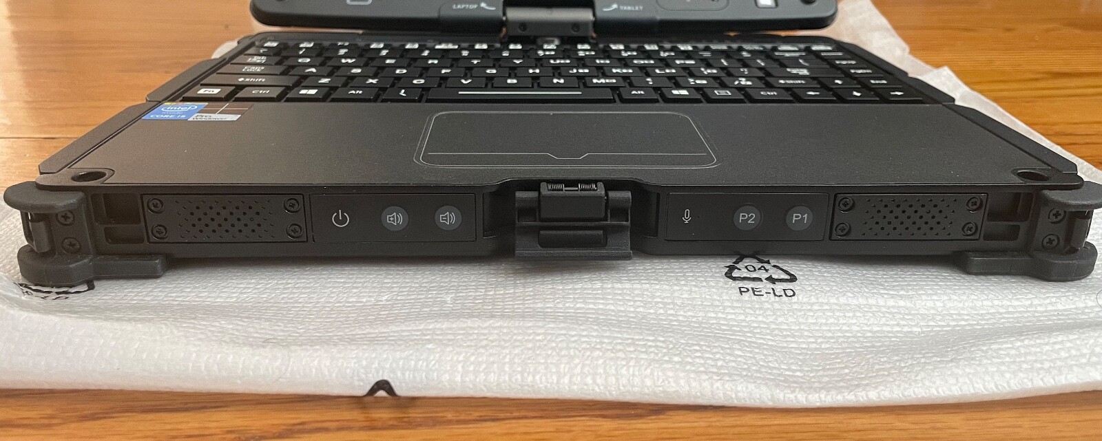 Getac v110 Intel Core i5-5200U 8GB RAM 128GB SSD ( LOW operating of 3-4 Hours!)