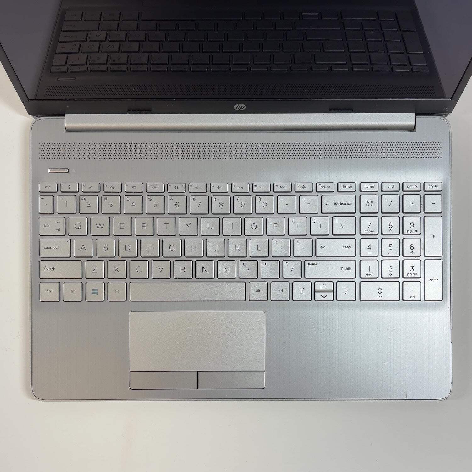 HP Laptop 15Z-GW000 15.6″ Athlon Silver 3050U 2.3GHz 6GB RAM 1TB HDD
