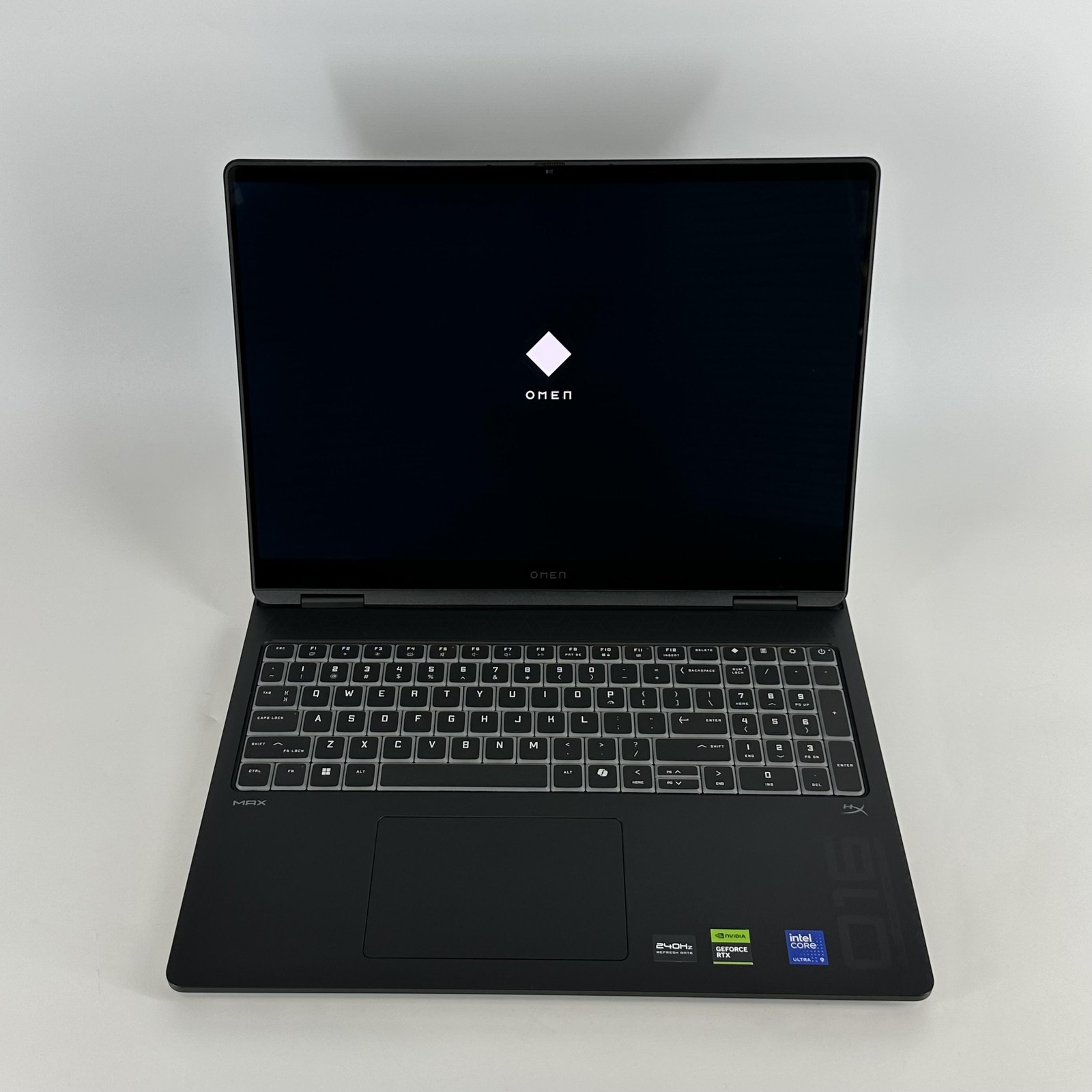 HP Omen Max 16 Black QHD+ 2.7 GHz Ultra 9 275HX 32GB 2TB SSD RTX 5080 Excellent